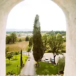 With Swimming Pool Surrounded By Greenery Just 20 Minutes From Arezzo