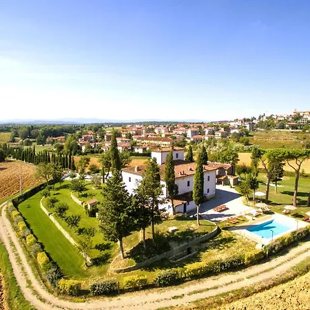 Aparthotel With Swimming Pool Surrounded By Greenery Just 20 Minutes From Arezzo