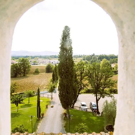 With Swimming Pool Surrounded By Greenery Just 20 Minutes From Arezzo