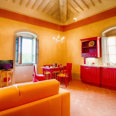 公寓式酒店 With Swimming Pool Surrounded By Greenery Just 20 Minutes From Arezzo 菲博基堡