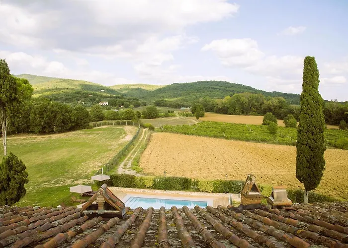 With Swimming Pool Surrounded By Greenery Just 20 Minutes From Arezzo Aparthotel Castiglion Fibocchi