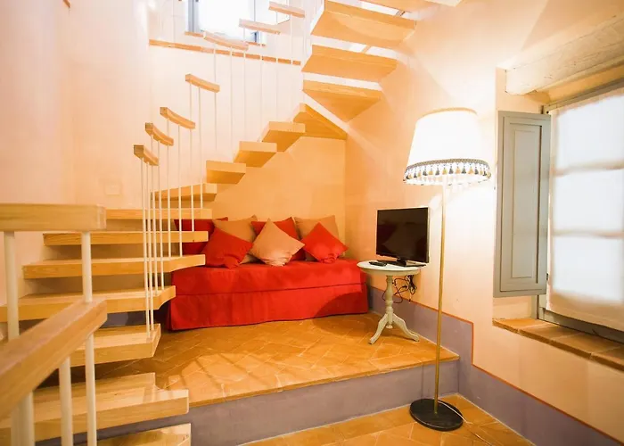 Aparthotel With Swimming Pool Surrounded By Greenery Just 20 Minutes From Arezzo 4*